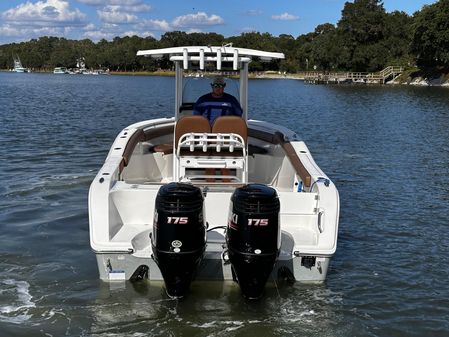 Sea Pro 259 Center Console image