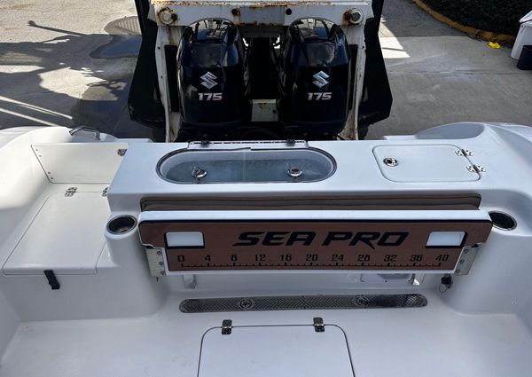 Sea Pro 259 Center Console image