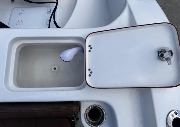 Sea Pro 259 Center Console image