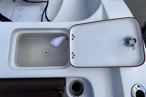 Sea Pro 259 Center Console image