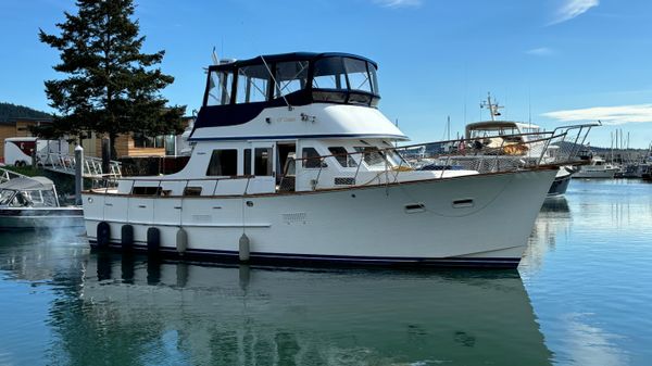 Ocean Alexander 43 