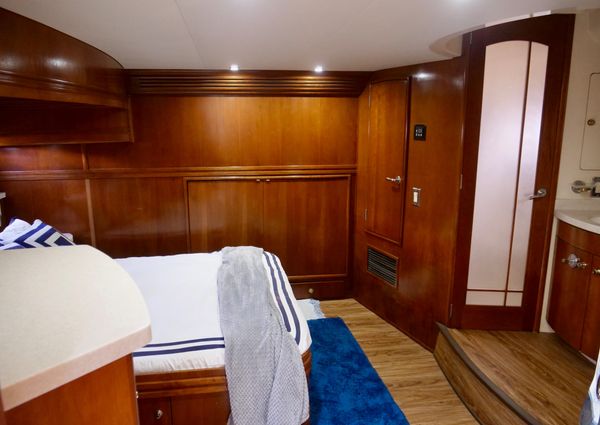 Carver 530-VOYAGER-PILOTHOUSE image