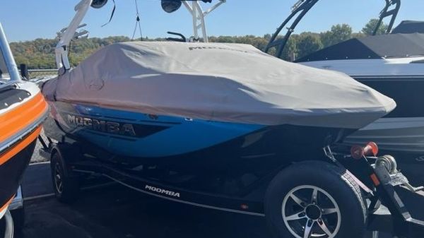 Moomba Mondo