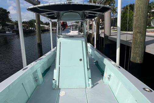 SeaVee 28 image