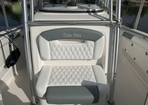 Robalo 30 Center Console image