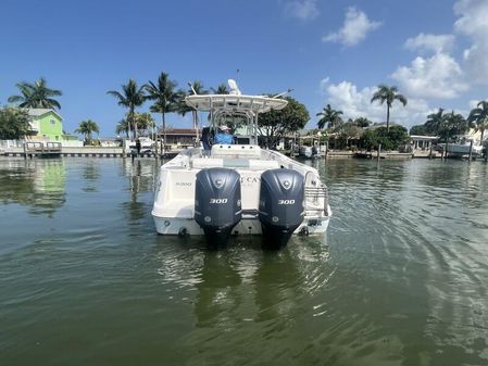 Robalo 30 Center Console image