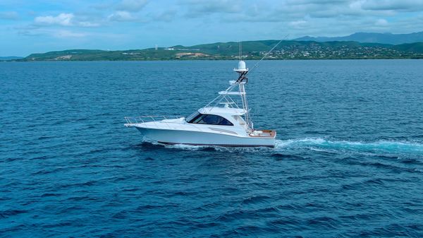Hatteras 45 2017 GT Express