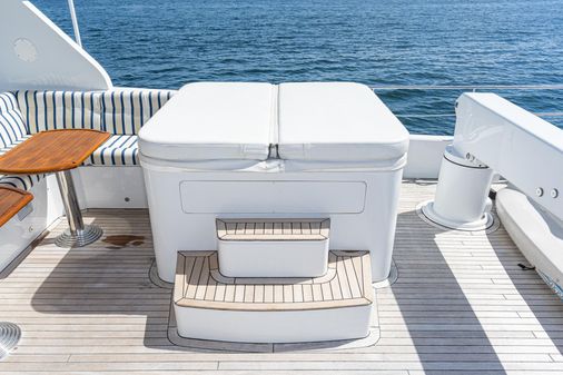Ocean Alexander Sky Lounge image