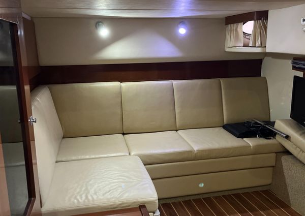 Sea Ray 38 Sundancer image