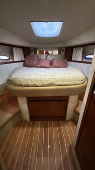 Sea Ray 38 Sundancer image