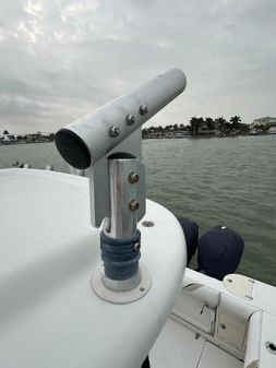 Boston-whaler 255-CONQUEST image