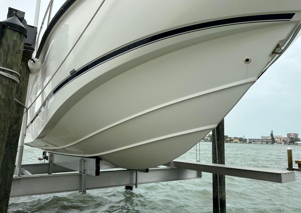 Boston-whaler 255-CONQUEST image