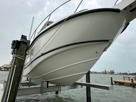 Boston-whaler 255-CONQUEST image