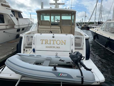 Tiara Yachts 4400 Sovran image