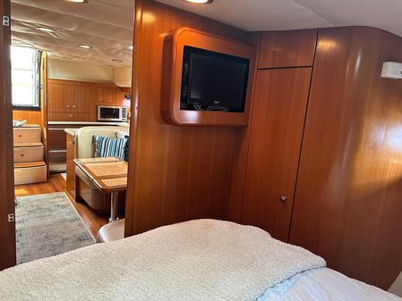 Tiara Yachts 4400 Sovran image