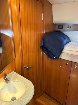 Tiara Yachts 4400 Sovran image