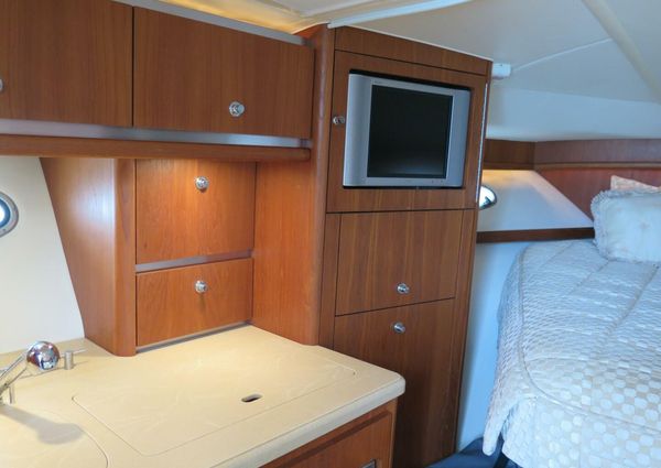 Tiara Yachts 32 Express image