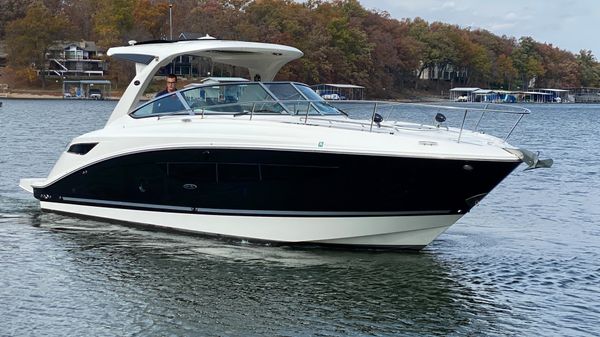 Sea Ray 350 Sundancer