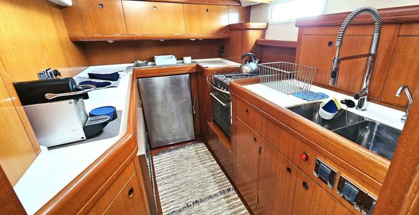 Beneteau 57 image