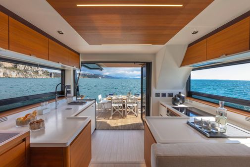 Pardo Yachts E60 image