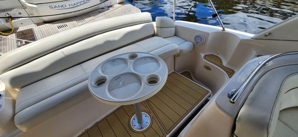 Rinker Fiesta Vee 342 image