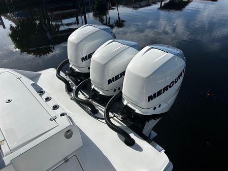 Nor-Tech 390 Sport Center Console image