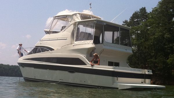 Carver 41 Cockpit Motor Yacht 