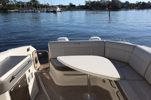 Sea Ray 320 Sundancer image