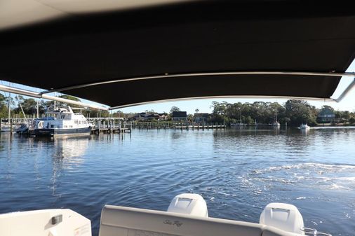 Sea Ray 320 Sundancer image