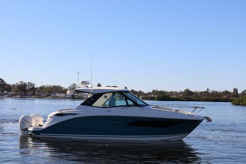 Sea Ray 320 Sundancer image