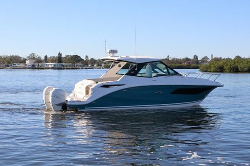 Sea Ray 320 Sundancer image