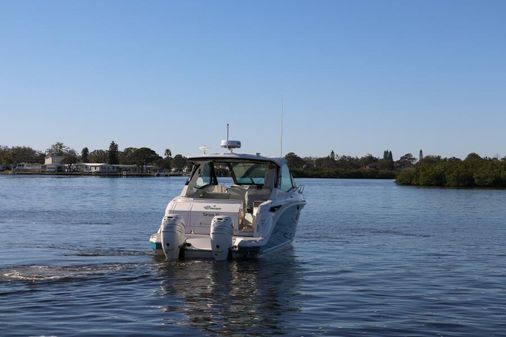 Sea Ray 320 Sundancer image