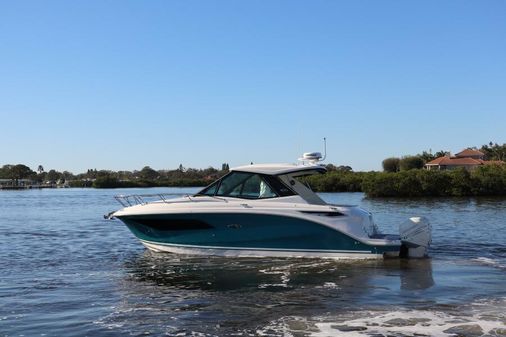 Sea Ray 320 Sundancer image