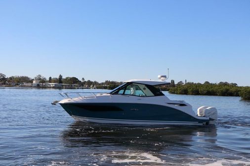 Sea Ray 320 Sundancer image