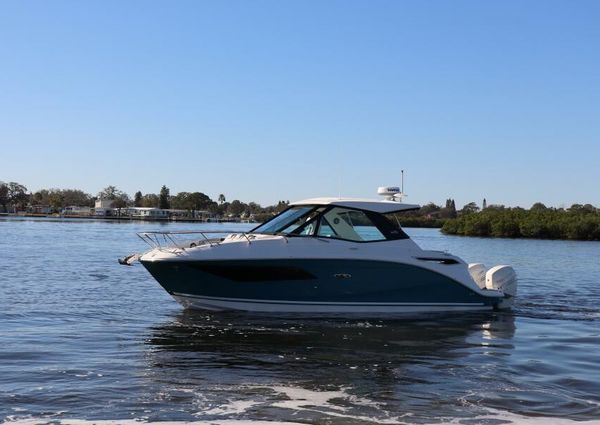 Sea Ray 320 Sundancer image