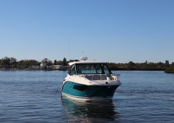 Sea Ray 320 Sundancer image