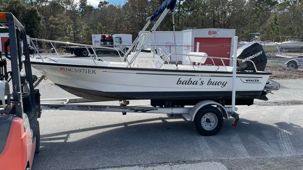 Boston Whaler 17 Montauk 