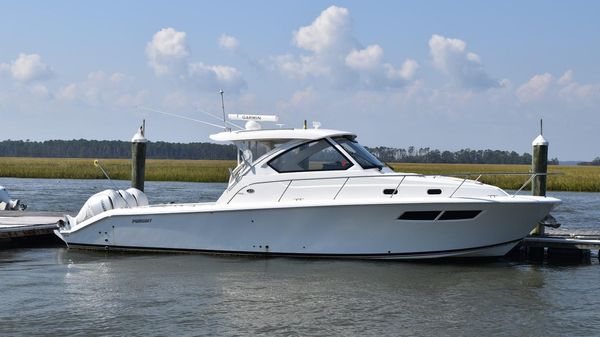 Pursuit OS 355 Offshore