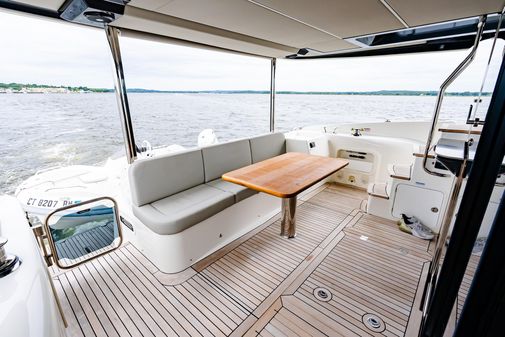 Absolute 52 Navetta image