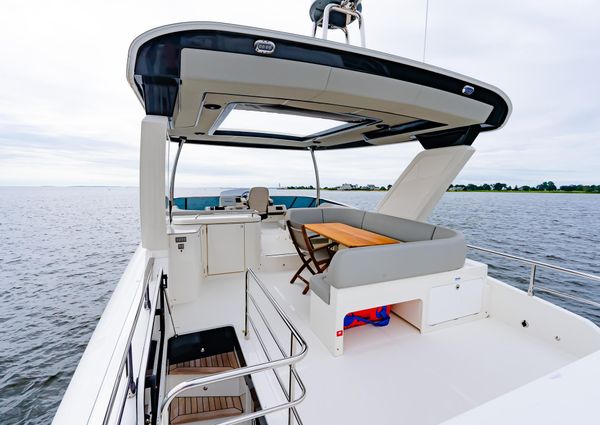 Absolute 52 Navetta image