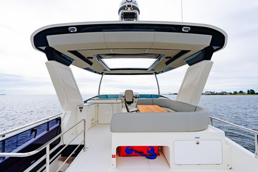 Absolute 52 Navetta image