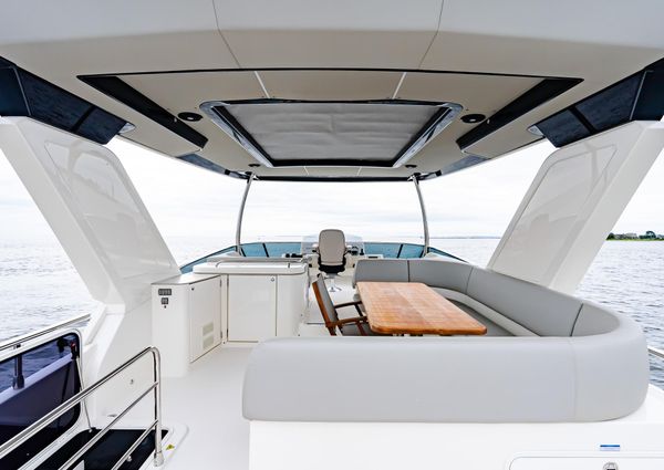 Absolute 52 Navetta image