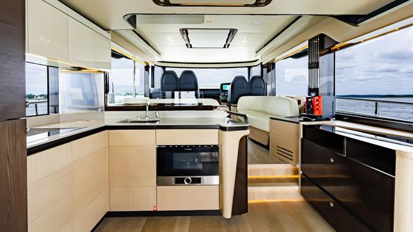 Absolute 52 Navetta image