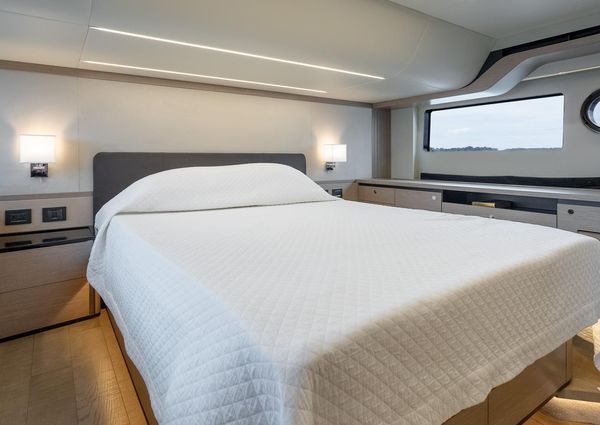 Absolute 52 Navetta image