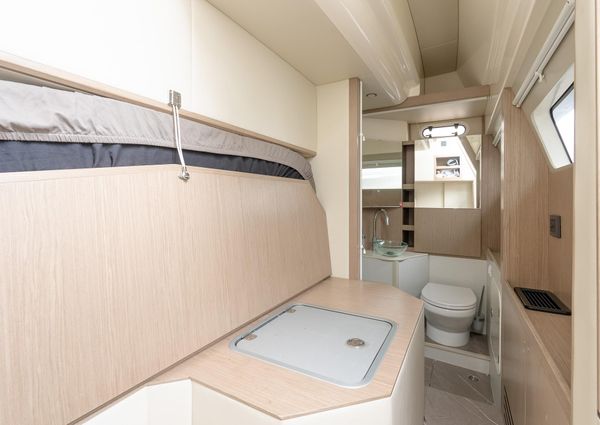 Absolute 52 Navetta image