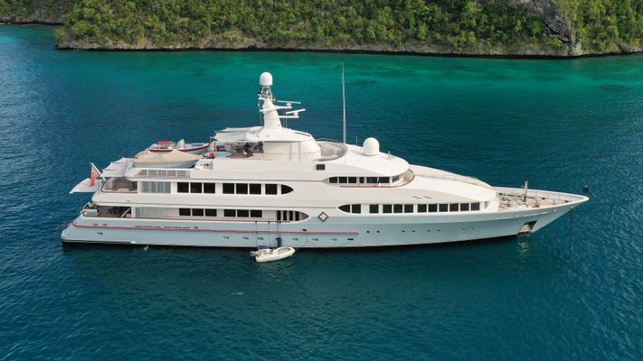 Feadship Custom - main image