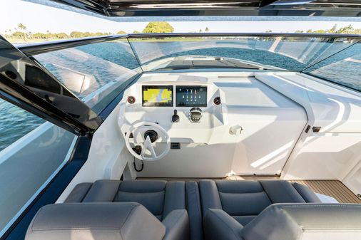 Vanquish VQ58 image