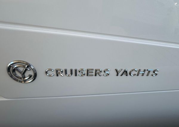 Cruisers-yachts 390-EXPRESS-COUPE image