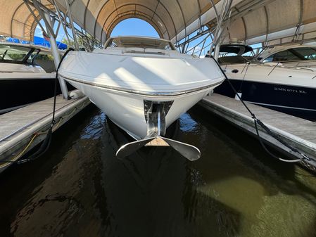 Cruisers Yachts 390 Express Coupe image