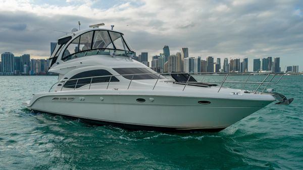 Sea Ray 500 Sedan Bridge